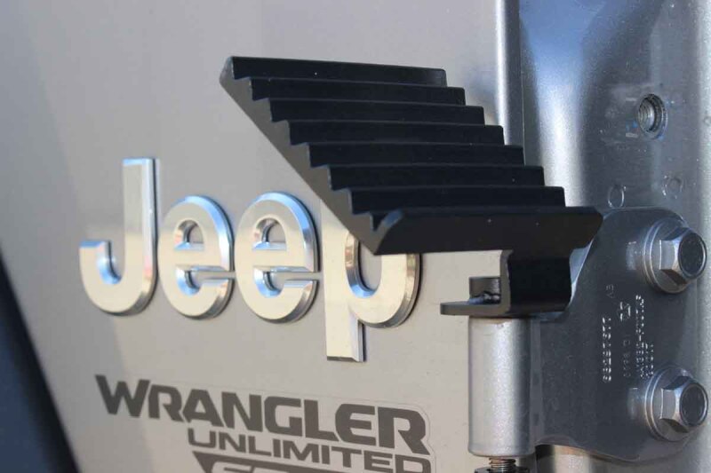 Jeep Wrangler Foot Pegs - Fishbone Offroad - FB21082 - Black - `18-`27